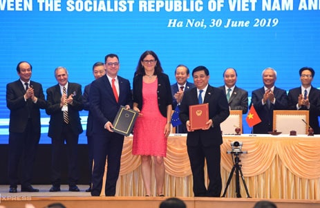 Việt Nam Ký Kết Hiệp Định EVFTA